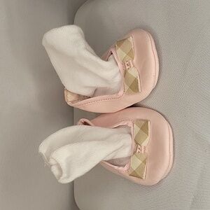 Burberry Baby Size 17 Ballerina Shoe - Pink